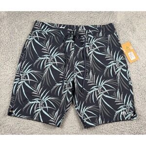NWT Travis Mathew Trawler Board Shorts
32 Dress Blues Floral Swim Trunk